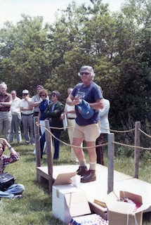 207.jpg--podium, monty